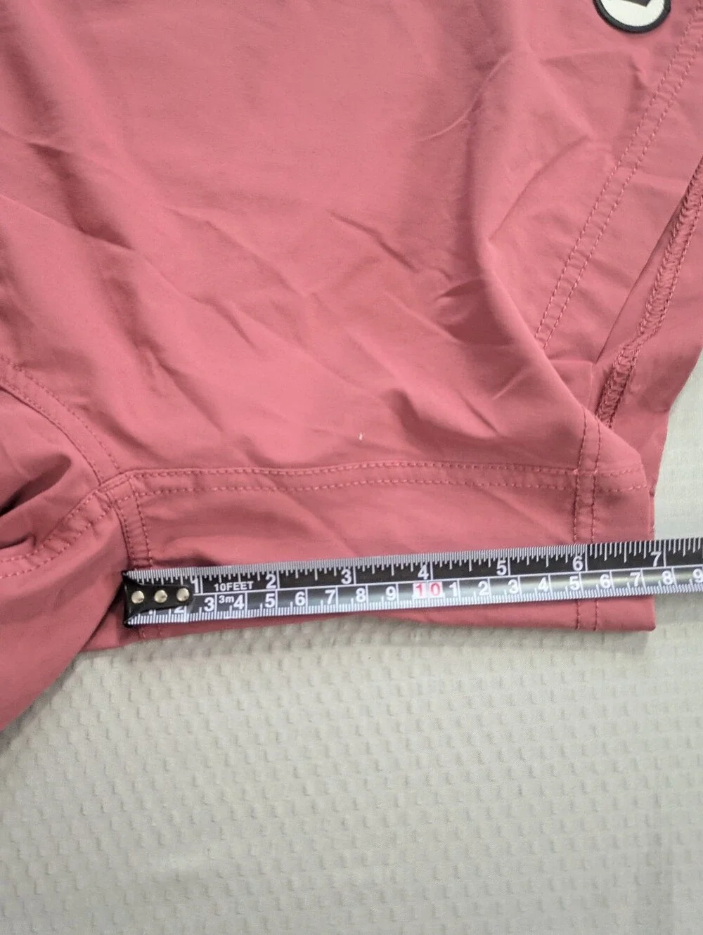 Vuori Kore Shorts Mens L Salmon Red Lined 7